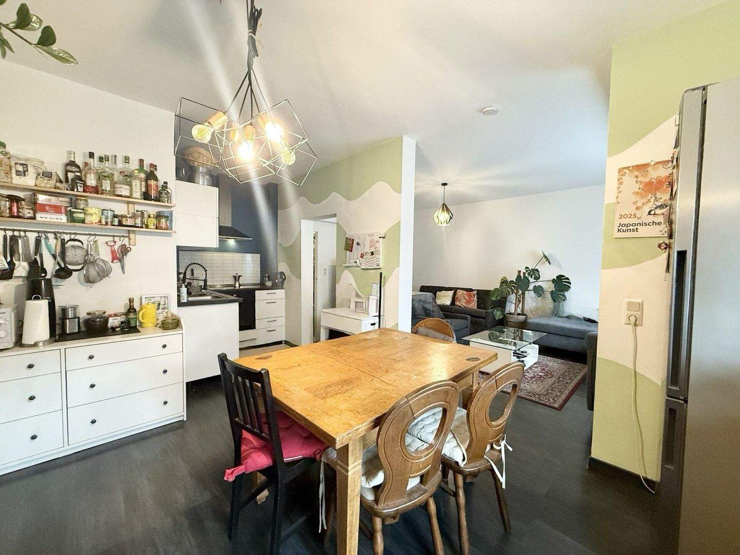 Helle 3,5-Zimmer-Eigentumswohnung mit großzügigem Wohn-/Essbereich in zentraler Lage von Saarbrücken – Saarbrücken – Vorschaubild 3