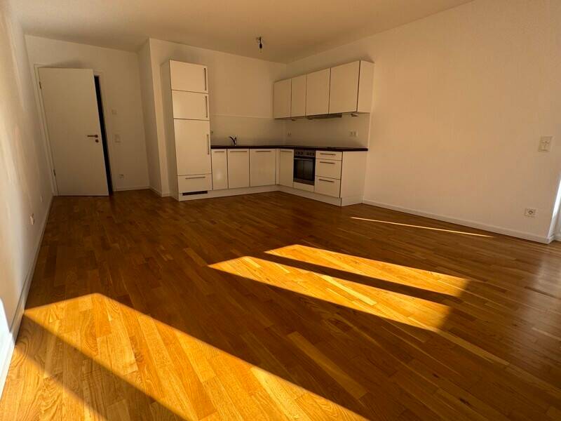Komfortable 2-Zimmer-Wohnung mit Terrasse und moderner Einbauküche