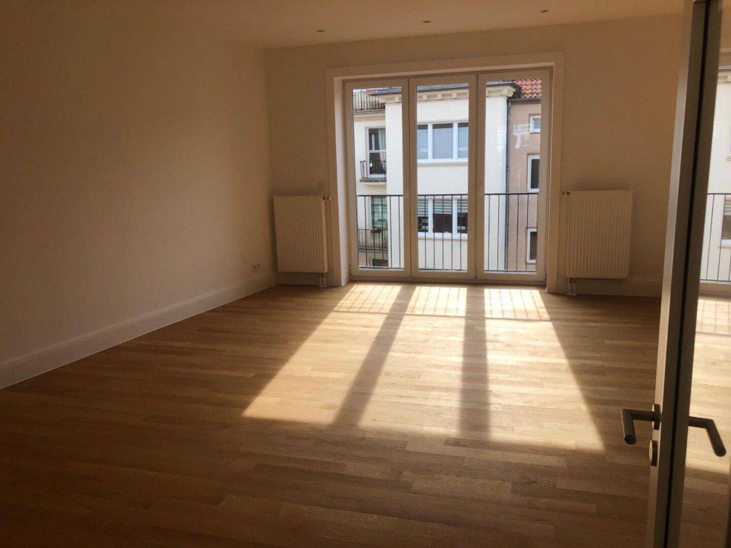 IM BIETERVERFAHREN 2 ZI-WOHNUNG - IN KERNSANIERTEM MEHRFAMILIENHAUS GEG 55 EH- ZUKUNFTSORIENTIERT - – Hannover – Vorschaubild 2