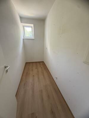 Wohnung mit Loggia und Weitblick ins Grüne. Neunkirchen, Am Wäldchen 6 – 66538 Neunkirchen – Vorschaubild 5