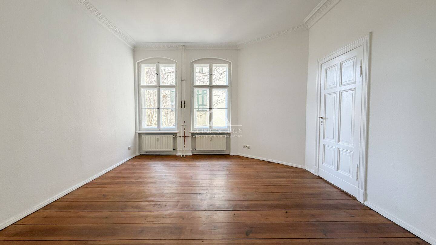 2-ZIMMER ALTBAUWOHNUNG IN KREUZBERGER KIEZ | PROVISIONSFREI