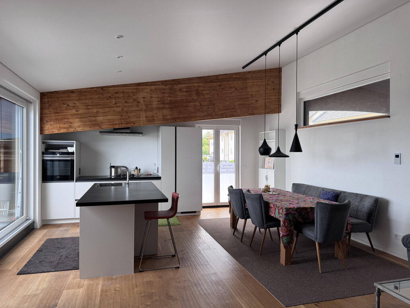 Exklusives Loft-Apartment mit Designküche, Kamin, 2 Balkonen & Garage - 105 qm Wohnkomfort