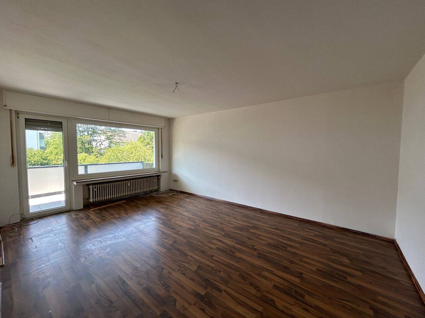 BELIEBTE WOHNLAGE: 2-Zimmer-Wohnung mit Balkon im Neheimer Rusch – Arnsberg – Vorschaubild 3