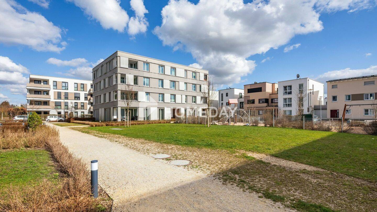Stilvolle Drei-Zimmer-Wohnung mit Loggia und durchdachtem Grundriss in moderner Wohnanlage – Neu-Ulm – Vorschaubild 7