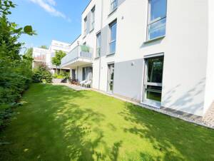 Einziehen und wohlfühlen! Hochwertige 4-Zimmer-Wohnung mit viel Sonne! – 22143 Hamburg – Vorschaubild 9