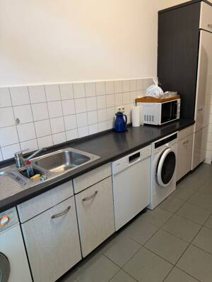Idyllisch Terrassenwohnung mit vollständiger Möblierung / EBK/ Vollbad/ Inklusivmiete 1.558,35 Euro inkl. Internet; GEZ-Gebühren-und Stromkosten – 20535 Hamburg – Vorschaubild 8