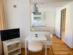 Möbliertes 1-Zimmer-Luxus-Appartment in München- Schwabing – 80802 München – Vorschaubild 5
