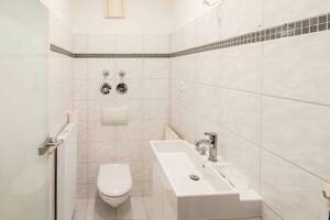 Charmantes City-Apartment: Renovierte 1-Zimmer-Wohnung sofort bezugsfrei in Tempelhof – 12099 Berlin – Vorschaubild 6