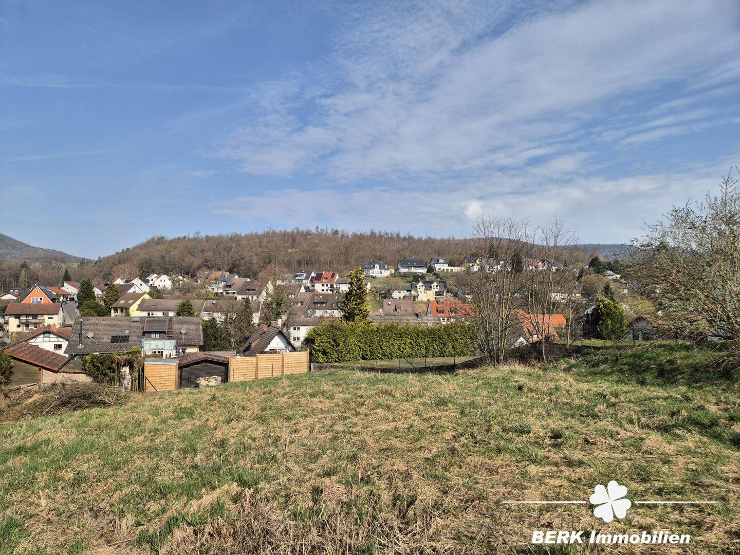 BERK Immobilien - moderne Neubau-Doppelhaushälfte in Sailauf. Ideal für Familien, mit förderfähigem KfW40-Standard – Sailauf – Vorschaubild 4