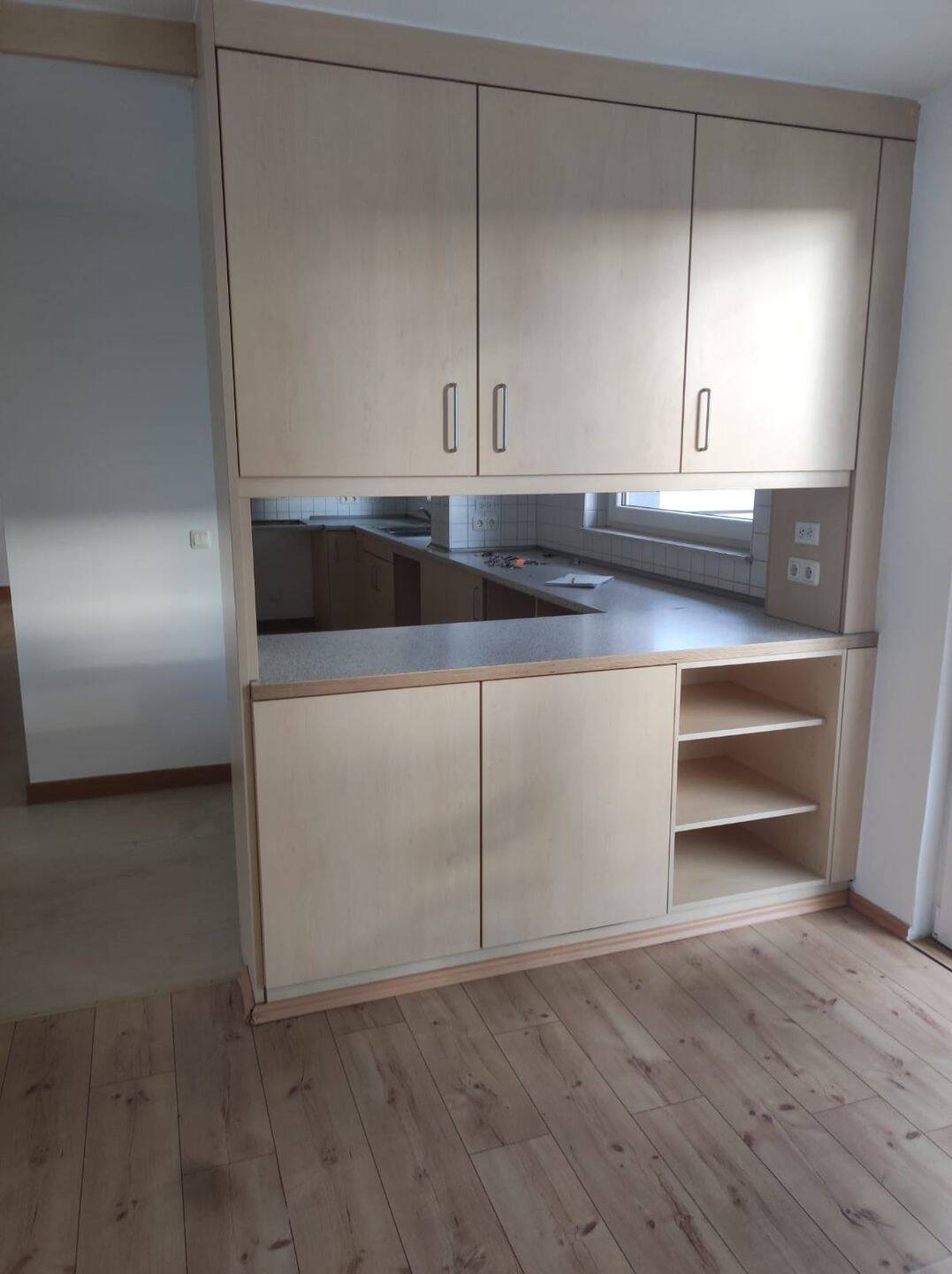 Große 7,5-Zimmer-Wohnung mit offenem Wohnkonzept, Balkon und EBK in Mannheim-Franklin – Mannheim – Vorschaubild 2