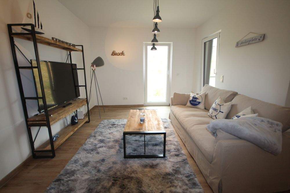 Neubau-Modern und stylisch eingerichtete Neubauwohnung – Saarbrücken – Vorschaubild 2