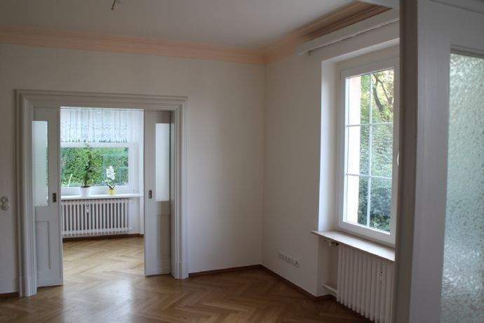 Attraktive 5,5 Raum- Wohnung in 01187 Dresden zu vermieten – Dresden – Vorschaubild 6