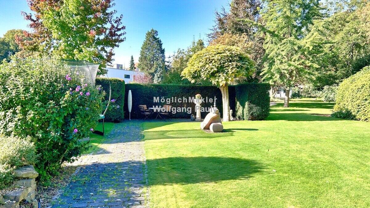 Wer Erfolg hat, sollte auch großzügig wohnen – Mönchengladbach – Vorschaubild 3