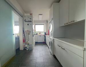 Helle großzügige 3 Zimmer Etagenwohnung mit Stellplatz - vermietet – 60437 Frankfurt am Main – Vorschaubild 9