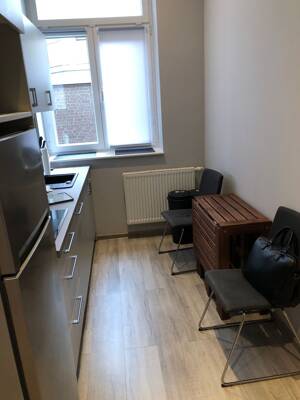 Zentral & ruhig wohnen am Park: Stilvolle möblierte 2-Zimmer-Wohnung in Düsseldorf (Lessingstr.)