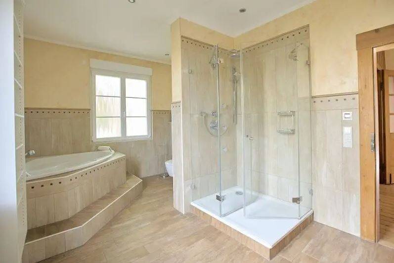 Sanierte Landhausvilla – großes Grundstück – Wiesbaden – Vorschaubild 8