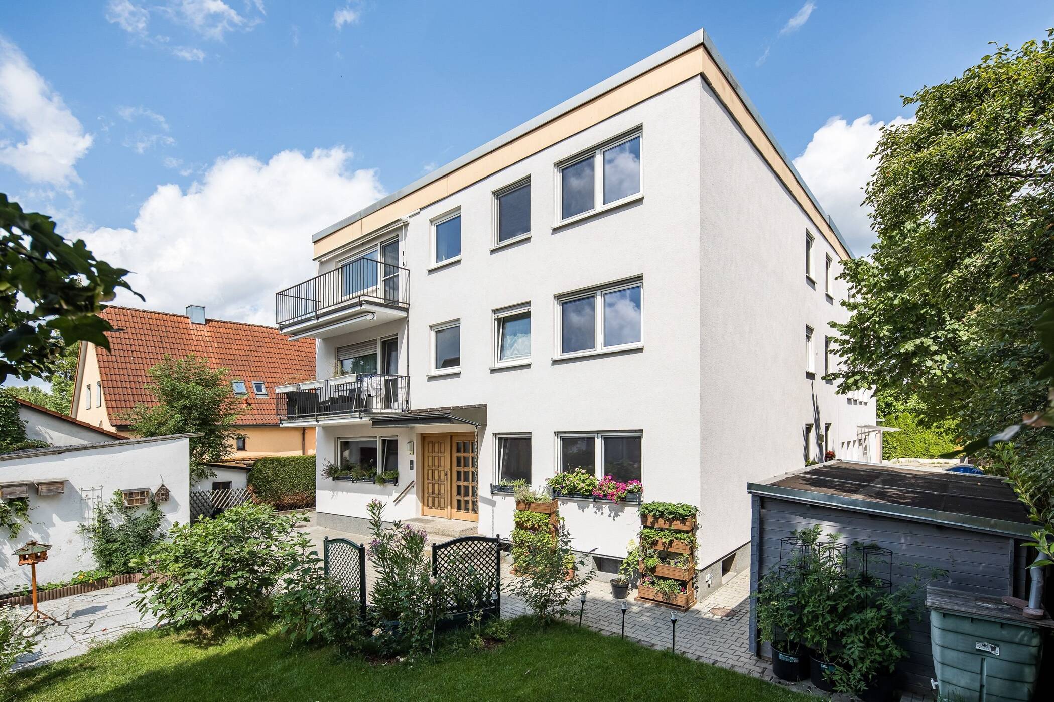 Herrliche 3-Zimmer-Wohnung in sehr guter Lage von Nürnberg-Altenfurt mit großem Balkon und Garage – Nürnberg – Vorschaubild 2
