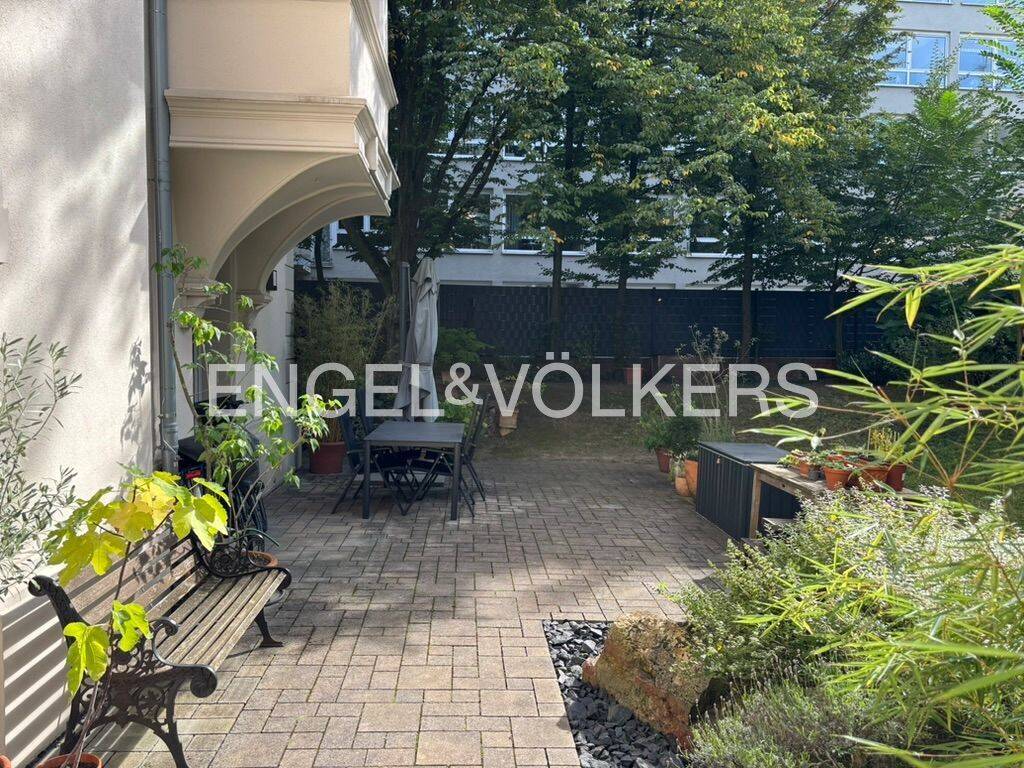 Wohnen im Grünen mitten in der Stadt - Exklusive Gartenwohnung in Wiesbaden – Wiesbaden – Vorschaubild 3