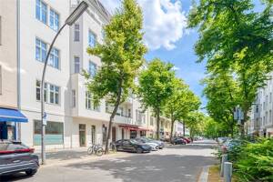 Dort, wo Berlin am spannendsten ist: Renovierter Altbau am Savignyplatz - VERMIETET