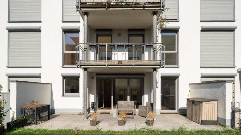 Helle neuwertige Eigentumswohnung mit eigenem Garten und Tiefgaragenstellplatz im Quartier Colonia – Köln – Vorschaubild 6