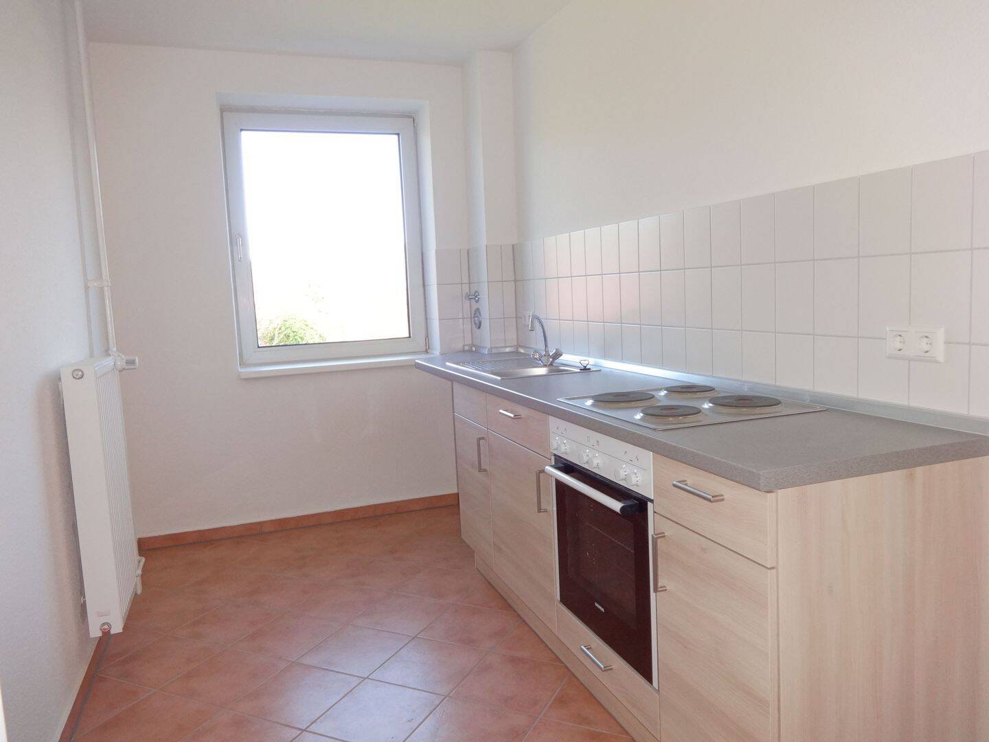 HH-Farmsen, 2-Zimmer Wohnung im 2.OG mit Balkon !! Bitte unsere Fragen beachten !! – Hamburg – Vorschaubild 5