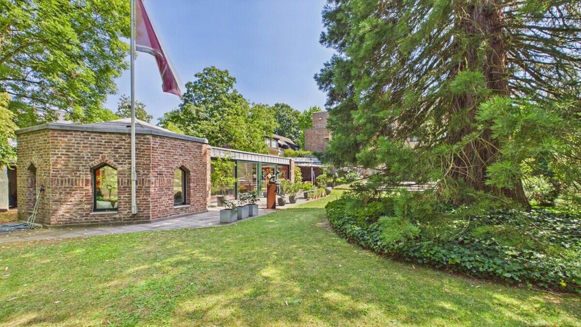 Villa in 50935 Köln / Lindenthal mit 436,75 m² kaufen