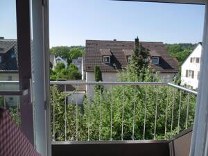 Großzügige Eigentumswohnung im 1. OG mit Studio und Garten – 70563 Stuttgart – Vorschaubild 8