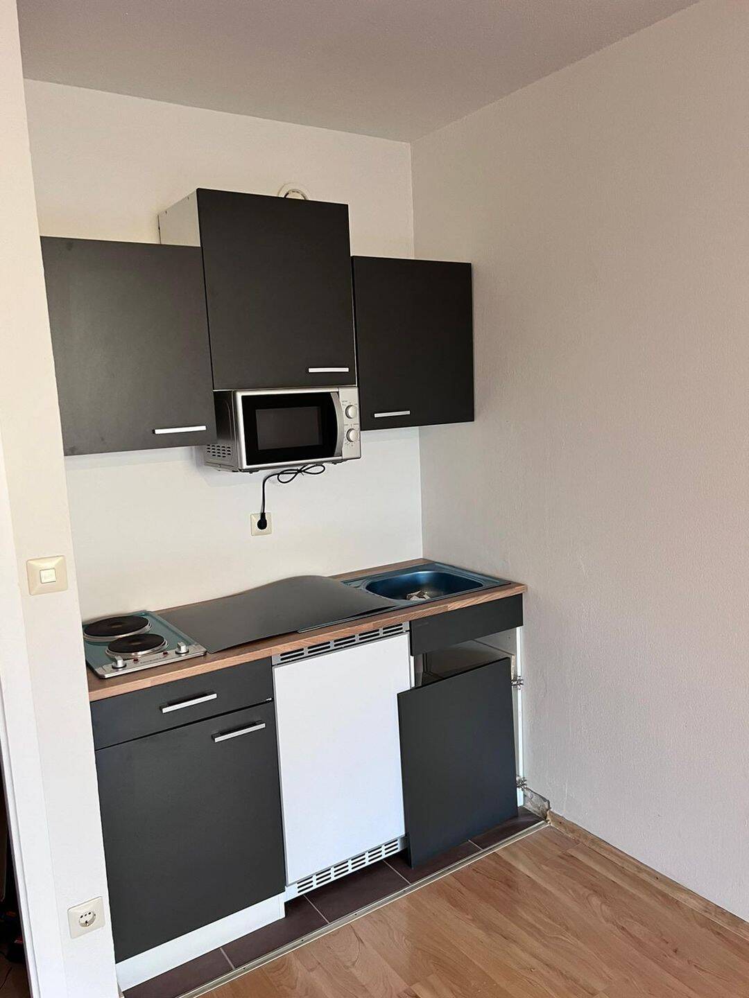 Wohnen mit Charakter: Gepflegtes Apartment in Laim – München – Vorschaubild 3