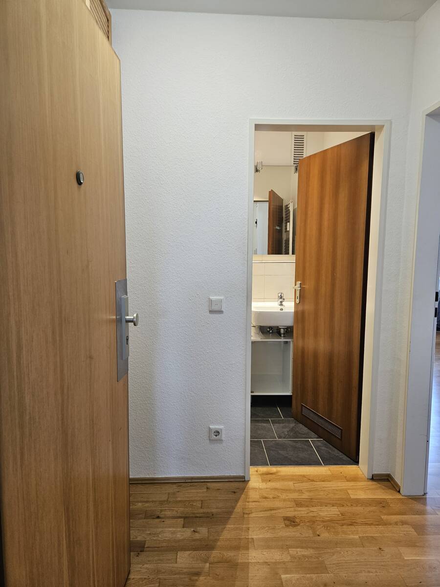 Perfekte Einsteigerimmobilie mit traumhaftem Südbalkon und Blick ins Grüne! – Solingen – Vorschaubild 6