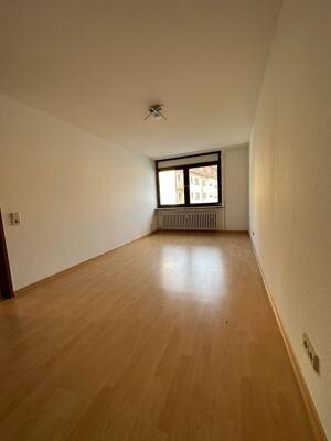 Attraktive 3-Zimmer-Wohnung mit Balkon und Tiefgaragenstellplatz in Leimen – 69181 Leimen – Vorschaubild 9