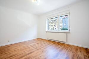 Renoviertes 9-Familienhaus mit Garagen in ruhiger Nebenstraße – 45888 Gelsenkirchen – Vorschaubild 6