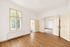 Altbau-Investment in Karlshorst | 3 WE | 1 Einheit frei | Teilung erfolgt – 10318 Berlin – Vorschaubild 2