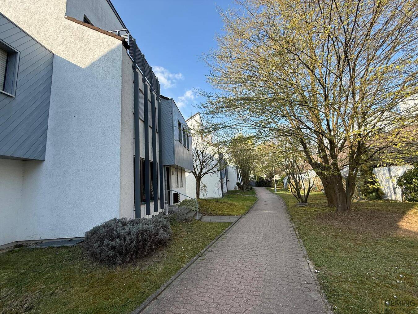 HEMING-IMMOBILIEN - Erdgeschoss 3 ZKB mit Terrasse und Tiefgarage - Selbstbezug oder Kapitalanlage – Mainz – Vorschaubild 3
