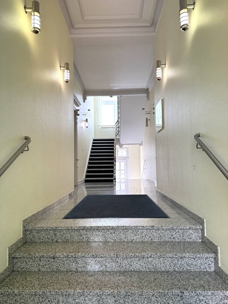 Arbeits- und Standortqualität! Repräsentativer Altbau für Büro, Kanzlei, Schulungen - Zentrumslage! – Worms – Vorschaubild 4