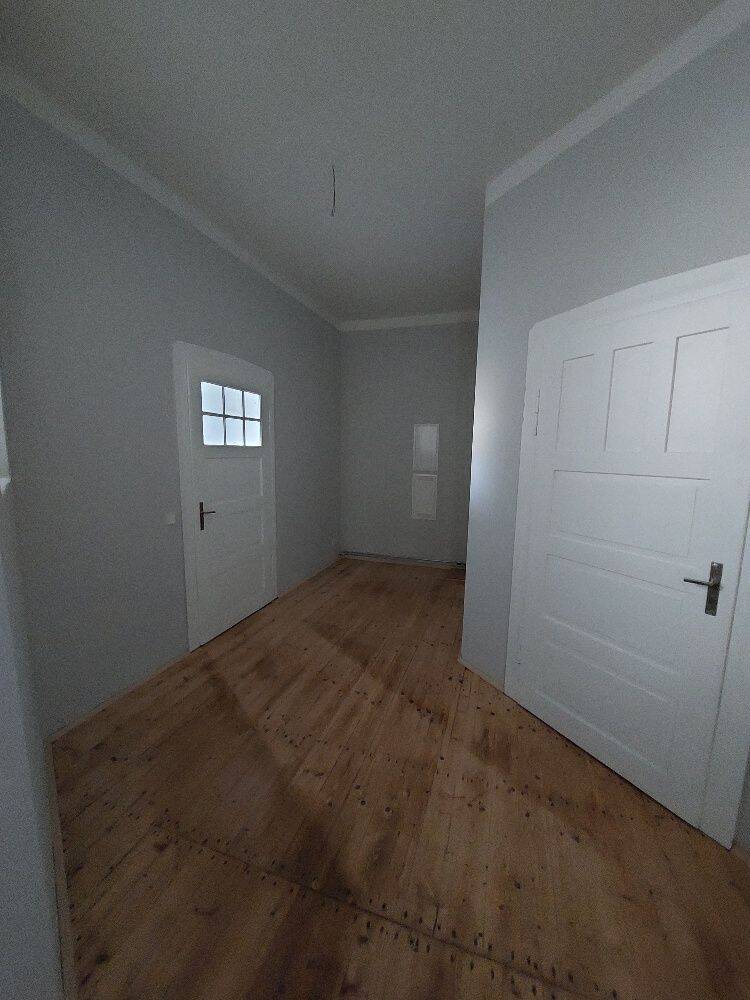 Stilvolle Altbauwohnung mit Einbauküche und Balkon zum Wohlfühlen – Leisnig – Vorschaubild 8