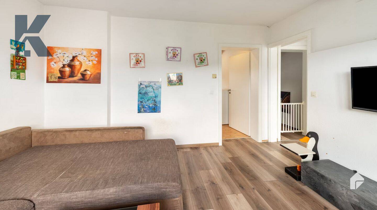 Vielseitiges Mehrgenerationen-Haus - modernisiert, vermietet, viele Optionen! – Köln – Vorschaubild 6