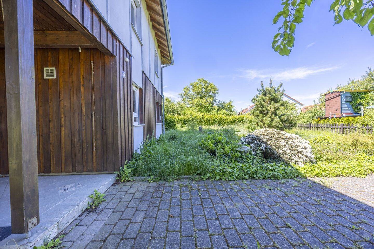 Familienglück mit Garten: Einfamilienhaus mit Terrasse, Balkon und viel Platz zum Leben – Leipzig – Vorschaubild 6