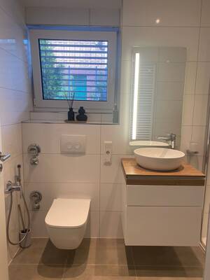 Luxus-Apartment (35m²) Kassel-Brasselsberg- MÖBLIERT, AUF ZEIT – 34132 Kassel – Vorschaubild 2