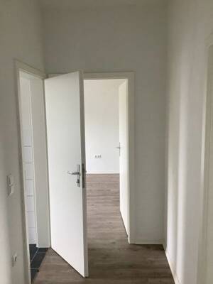 Kleine 3-Zimmer-Wohnung sucht neue Mieter – 47167 Duisburg – Vorschaubild 7