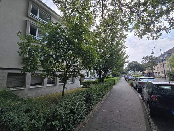 Souterrainwohnung in 50678 Köln mit 53,68 m² kaufen