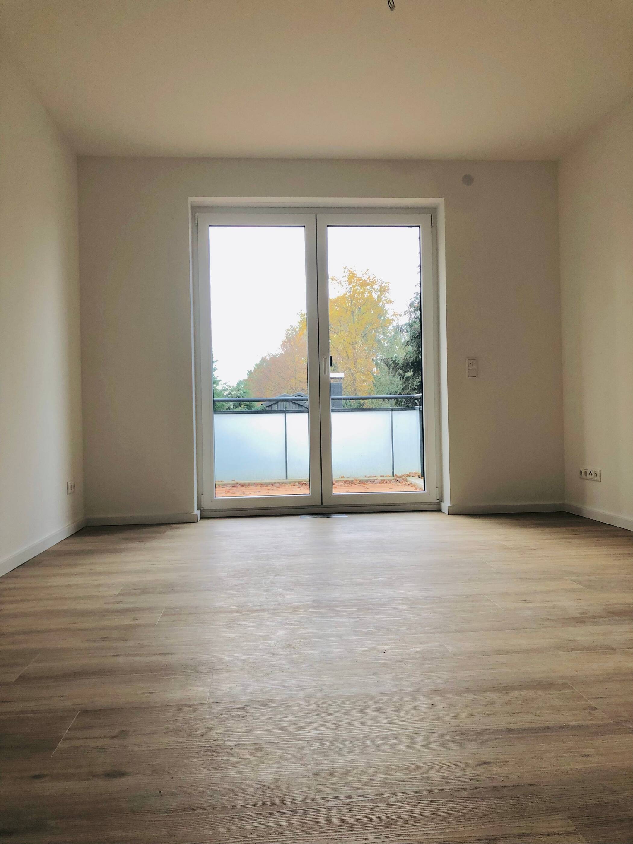 VON PRIVAT: Repräsentative und energieeffiziente 4-Zimmer-Neubau-Wohnung im Alstertal zu vermieten – Hamburg – Vorschaubild 4