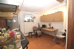 Renoviertes Mehrfamilienhaus in ruhige Lage mit Garten. – 70327 Stuttgart – Vorschaubild 8