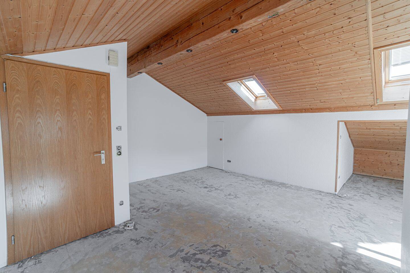 1 Zimmerwohnung mit Balkon / Kauf gegen Gebot