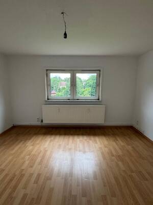 Viel Platz für die ganze Familie - 4-Zimmer-Wohnung im Dachgeschoss – 38229 Salzgitter – Vorschaubild 2