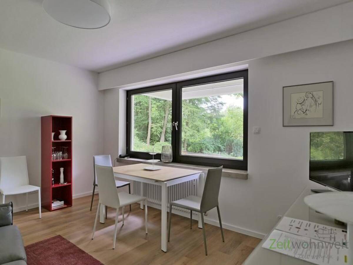 (EF1018_M) Kassel-Stadt: Brasselsberg, moderne möblierte Wohnung mit sep. Hauseingang, Terrasse, Grundreinigung – 34132 Kassel – Bild 1 von 9