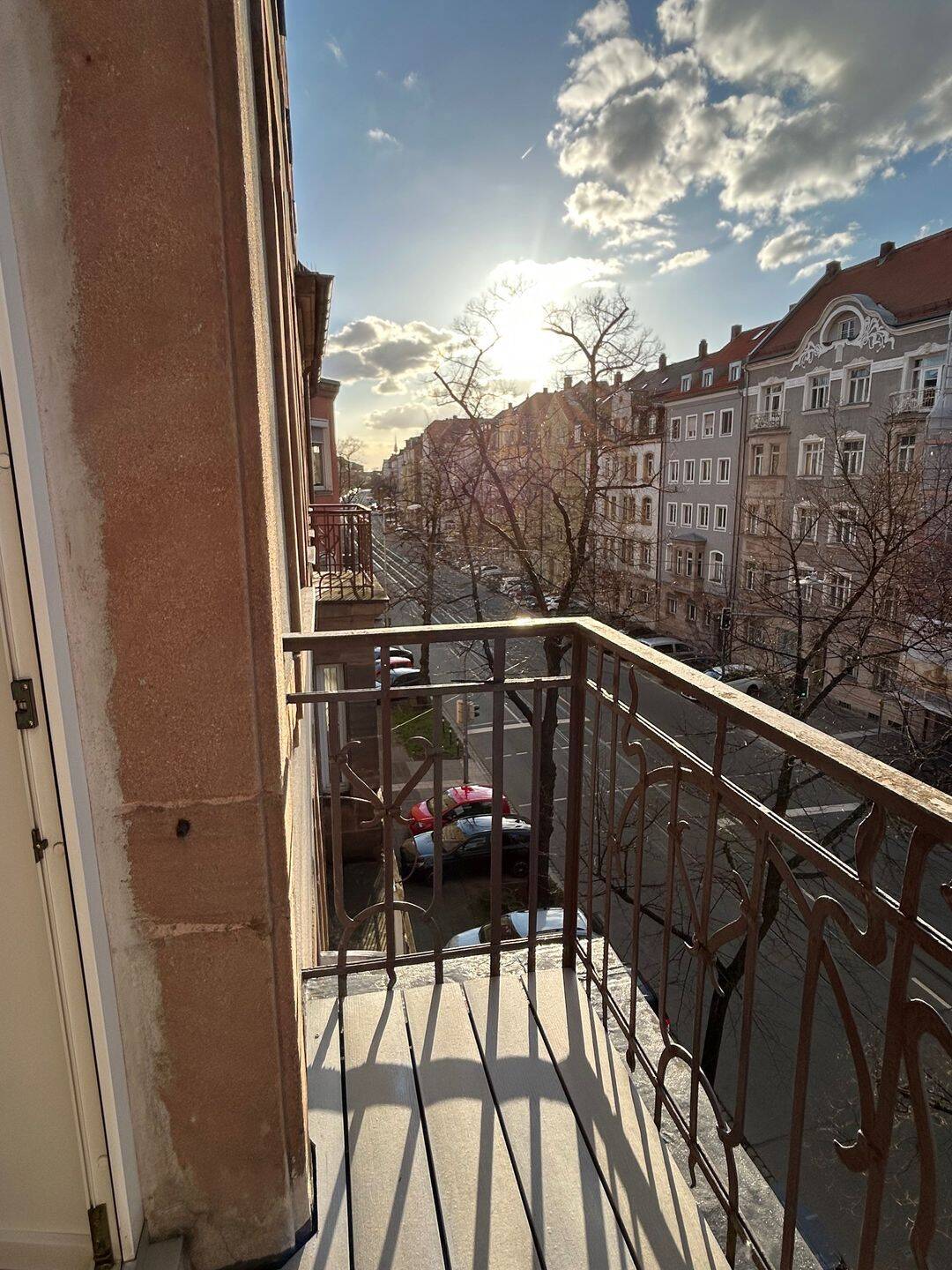 Erstbezug n. Kernsanierung*3-Zimmer-Altbauwohnung*Kamin*2 Balkone*EBK – Nürnberg – Vorschaubild 4