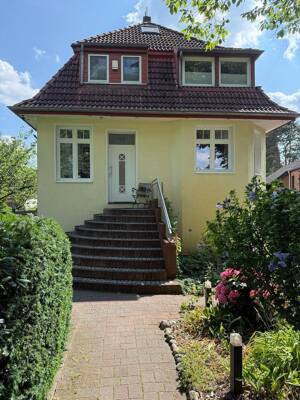Stilvolles Einfamilienhaus mit 1.800 m2 Südgrundstück und hochwertiger Ausstattung – 28259 Bremen – Vorschaubild 3