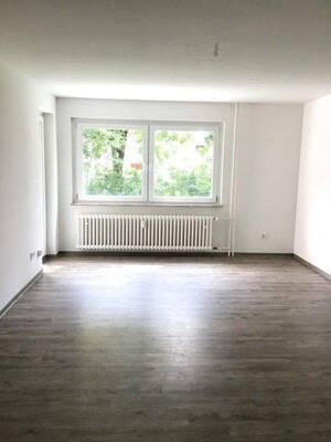 Willkommen zu Hause! 3-Zimmer Wohnung mit Balkon und Blick ins Grüne – 33689 Bielefeld – Vorschaubild 3