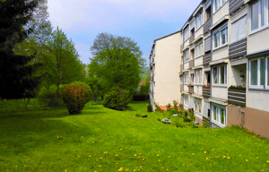 Selber Wohnen statt Miete zahlen! 2,5-Zimmer-Wohnung mit Loggia in Stuttgart-Feuerbach – sofort bezugsfrei!