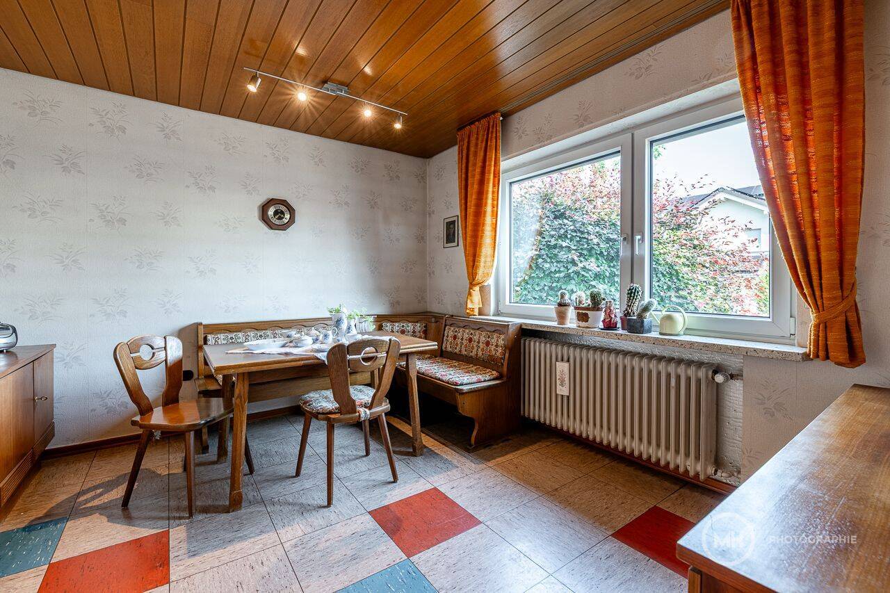 MANNELLA *Retro-Charme mit großem Potenzial - sanierungsbedürftiges Haus mit Garten und 2 Wohneinheiten* – Sankt Augustin – Vorschaubild 9